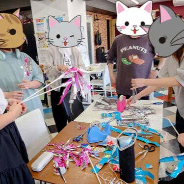 工作レク「猫のおもちゃ作り」