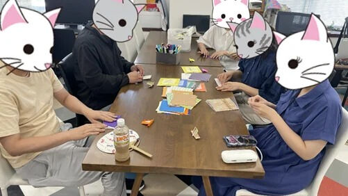 工作レク「8月壁面飾り作り」