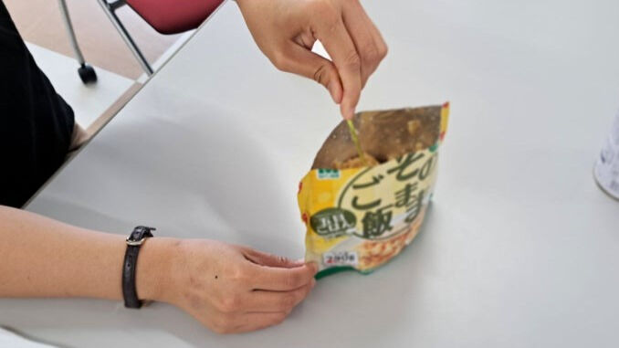 プレゼン発表会（地震について）・非常食の試食会