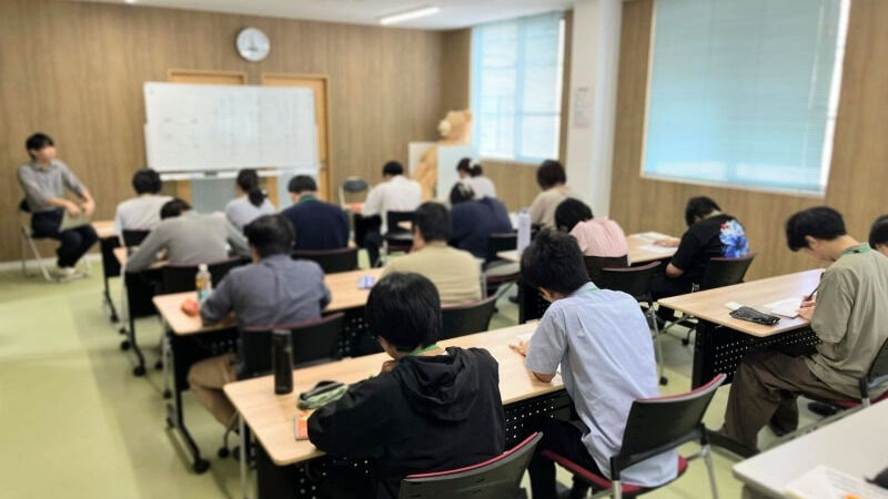 事例検討　職場での人との距離感